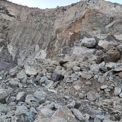 河北土石方爆破施工现场实录 科学掘进与安全共舞